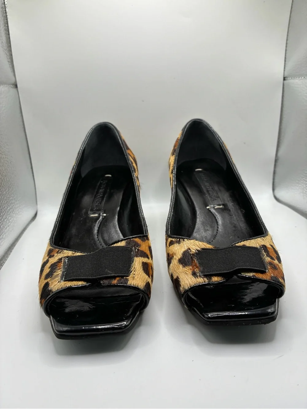 BCBGMAXAZRIA Leopard Calf Hair Peep Toe Wedge Heels Women’s 5.5B Leather Shoes